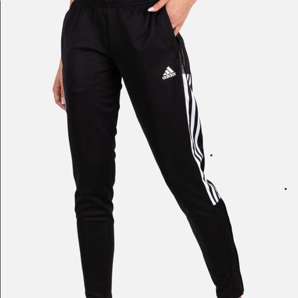 Adidas women joggers
